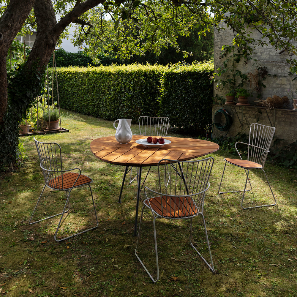 Leaf Outdoor Dining Table