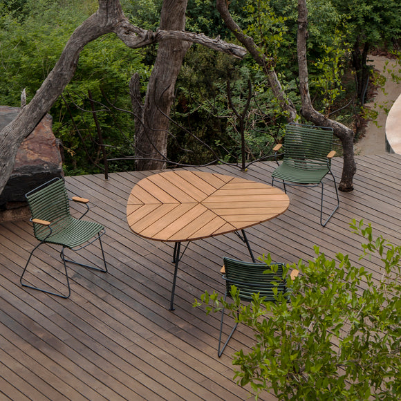 Leaf Outdoor Dining Table