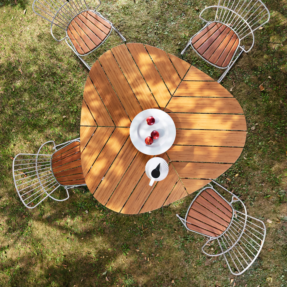 Leaf Outdoor Dining Table