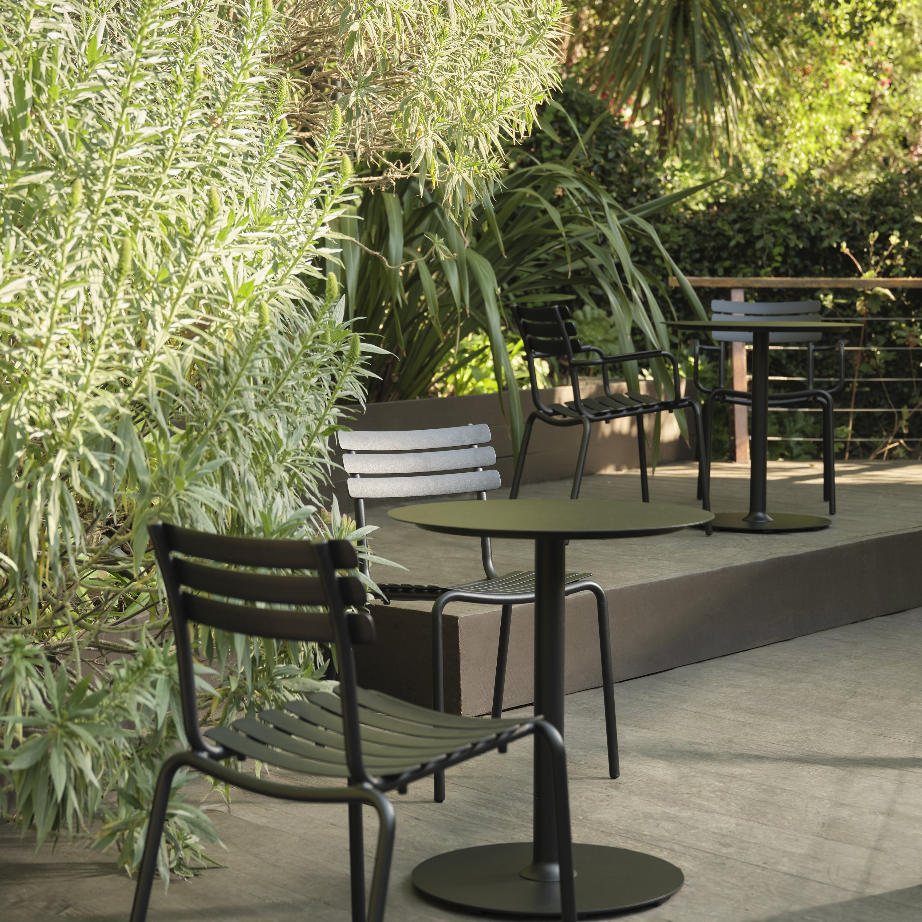 HOUE Pico Outdoor Round Cafe Table - 2Modern