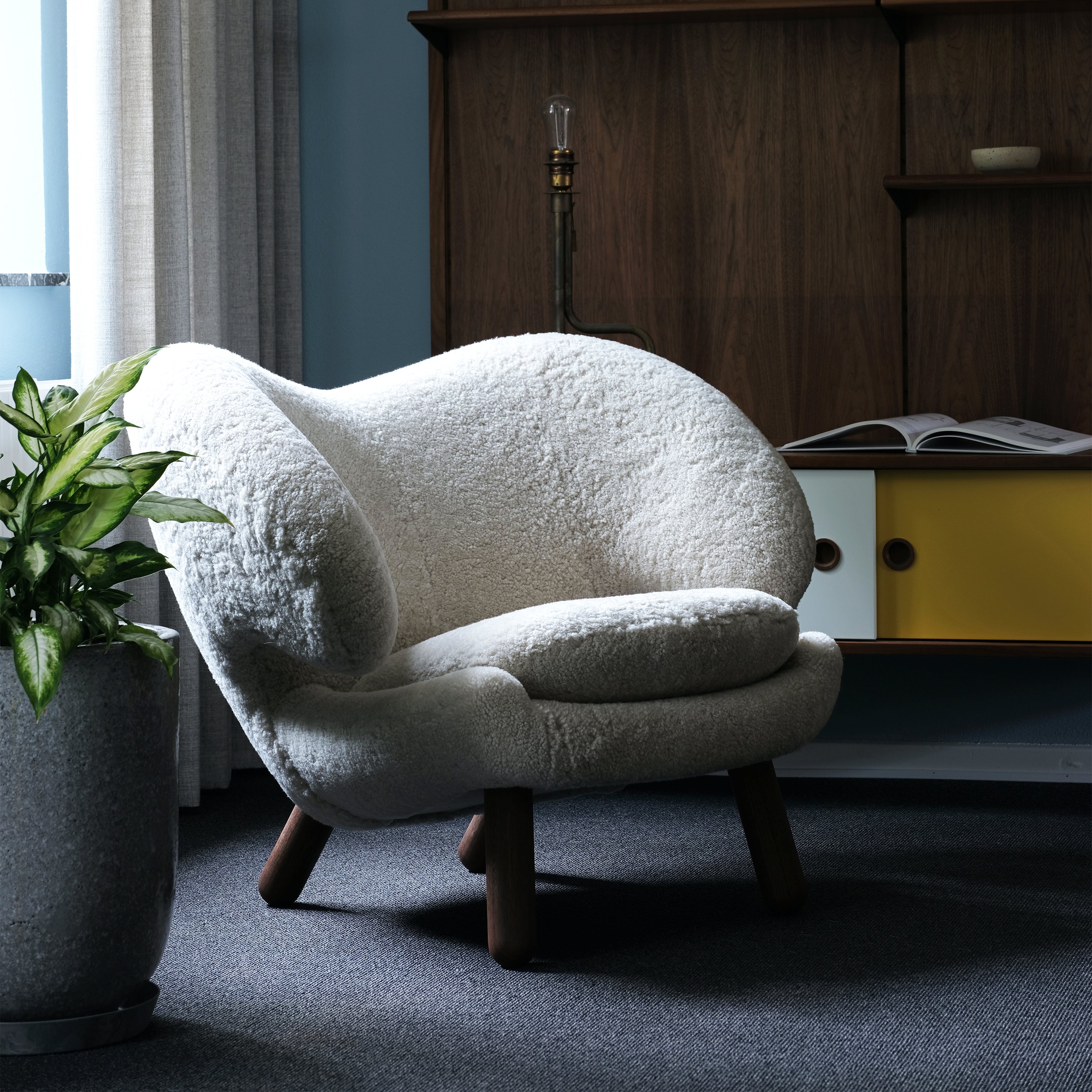 House of Finn Juhl Pelican Sheepskin Lounge Chair - 2Modern
