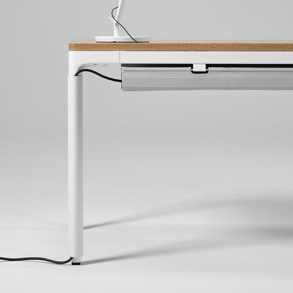 Float Quattro Work Desk with Cable Manager