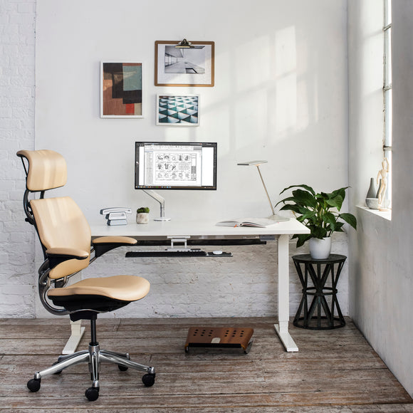 Humanscale Horizon 2.0 Table Lamp - 2Modern