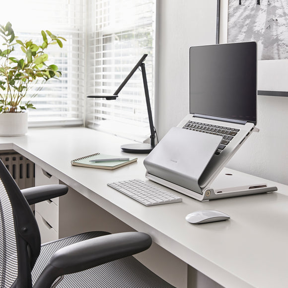 Nova Task Light
