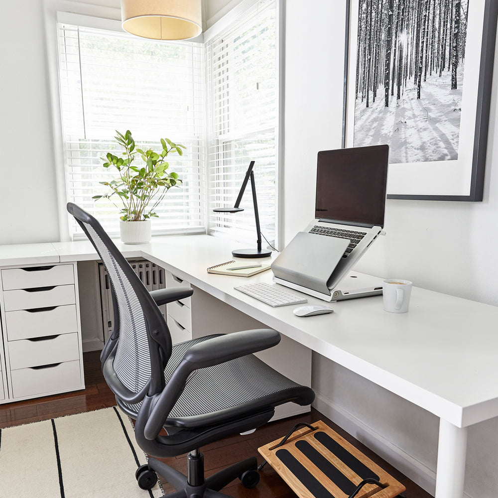 Nova Task Light