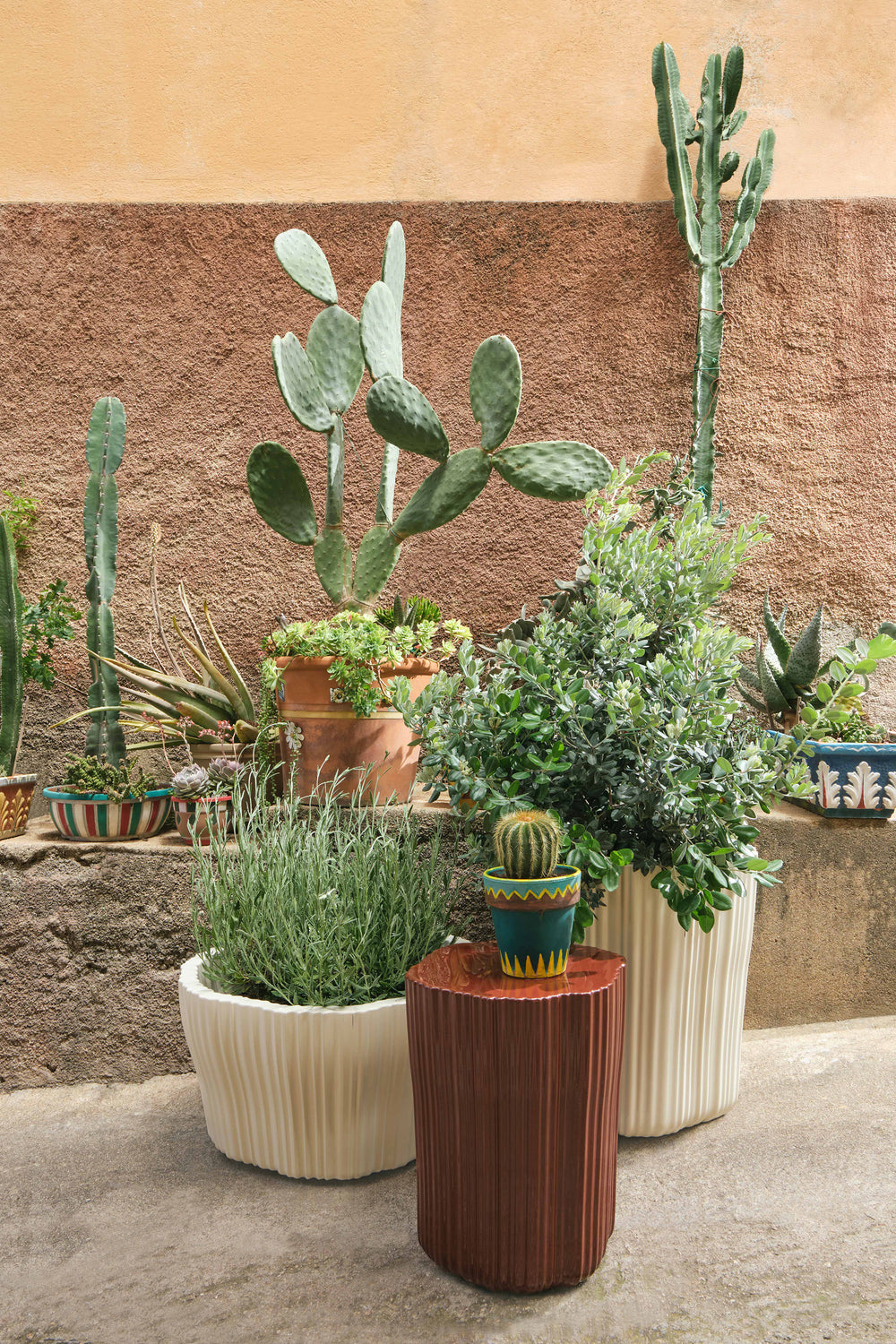 Corteza Outdoor Side Table