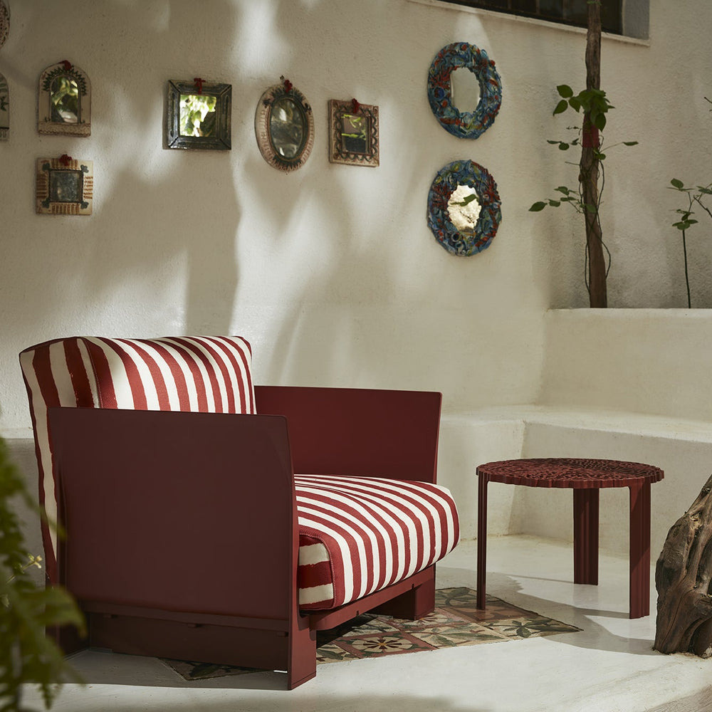 Pop Monoblock Outdoor Armchair