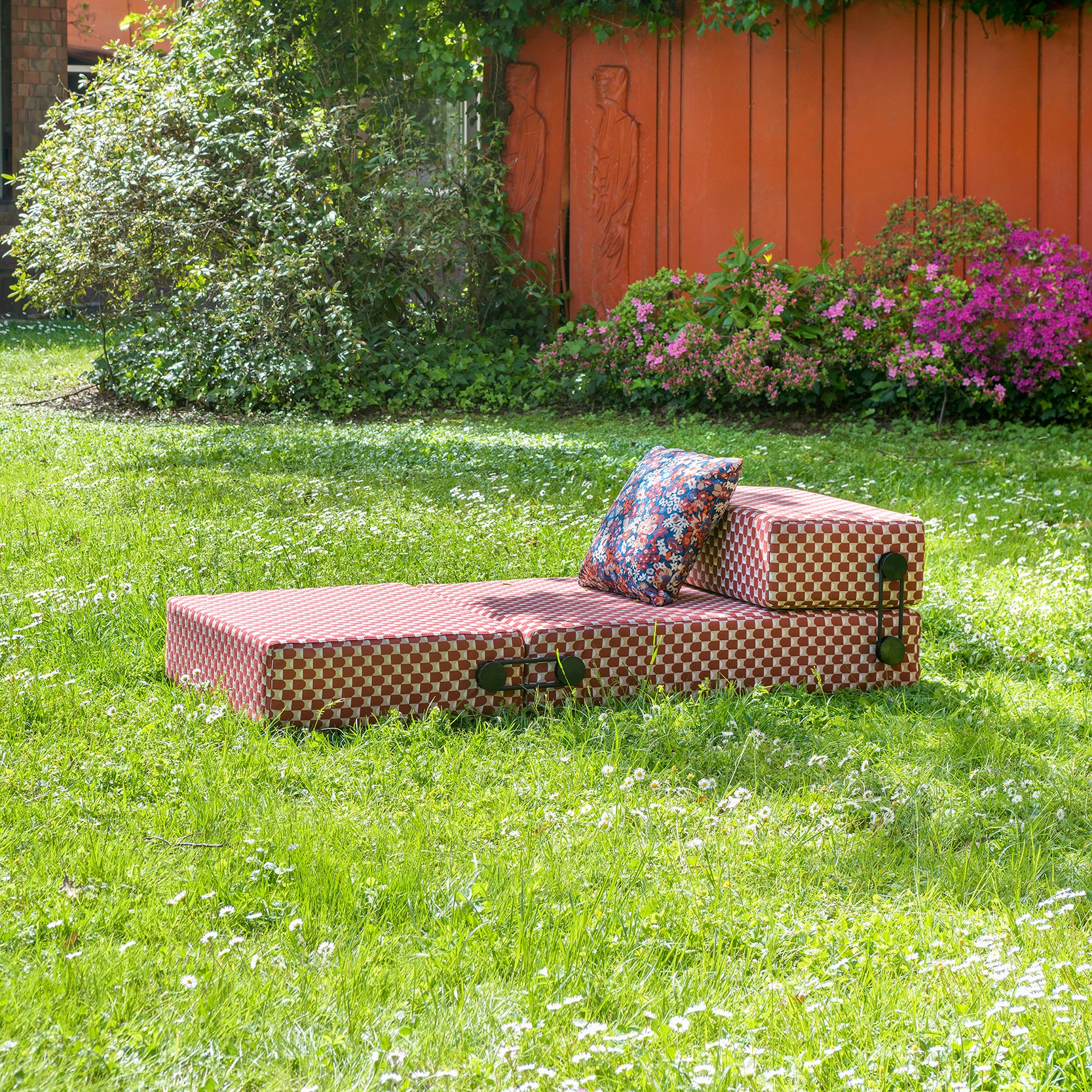 Kartell Trix Outdoor Liberty Chaise Lounge - 2Modern
