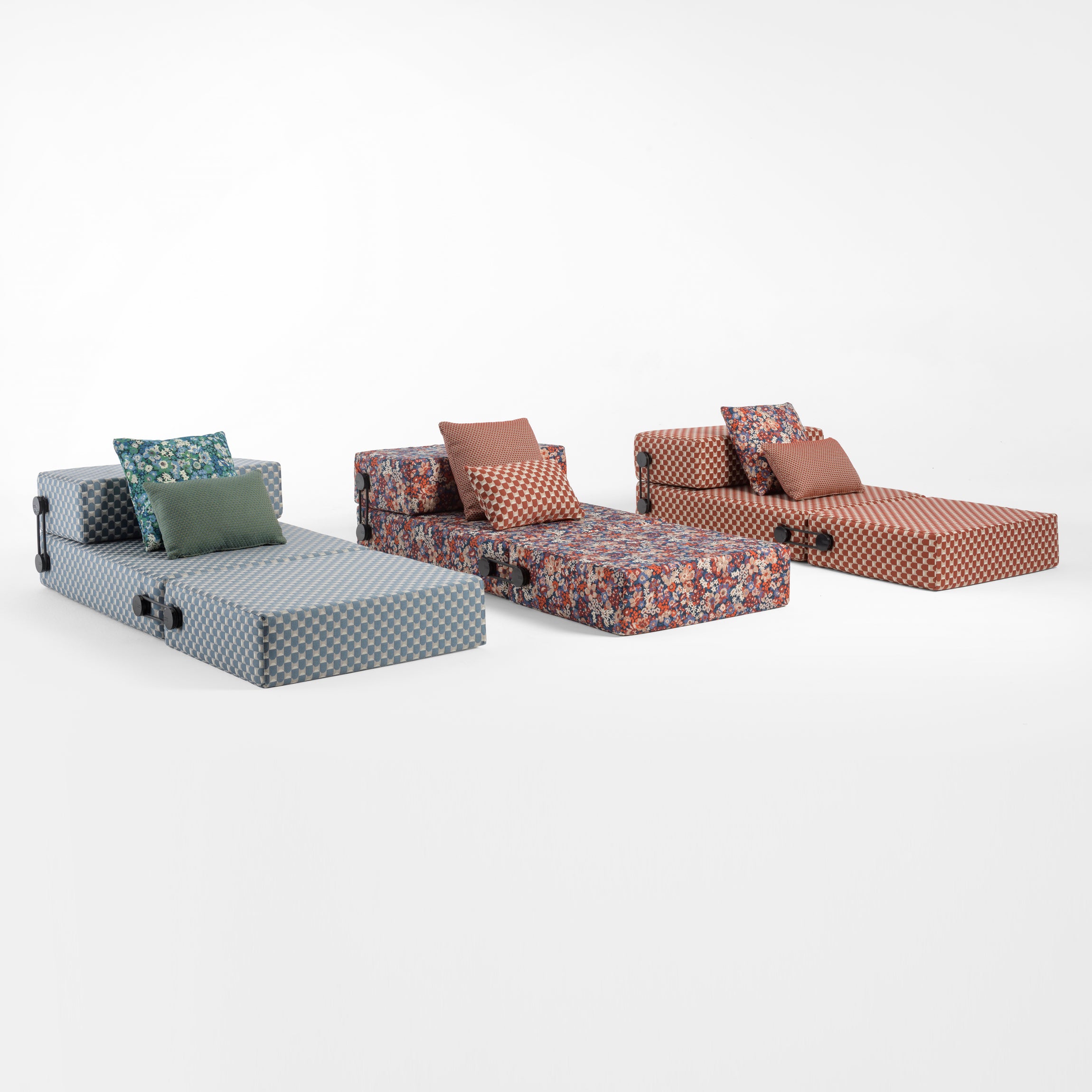 Kartell Trix Outdoor Liberty Chaise Lounge - 2Modern