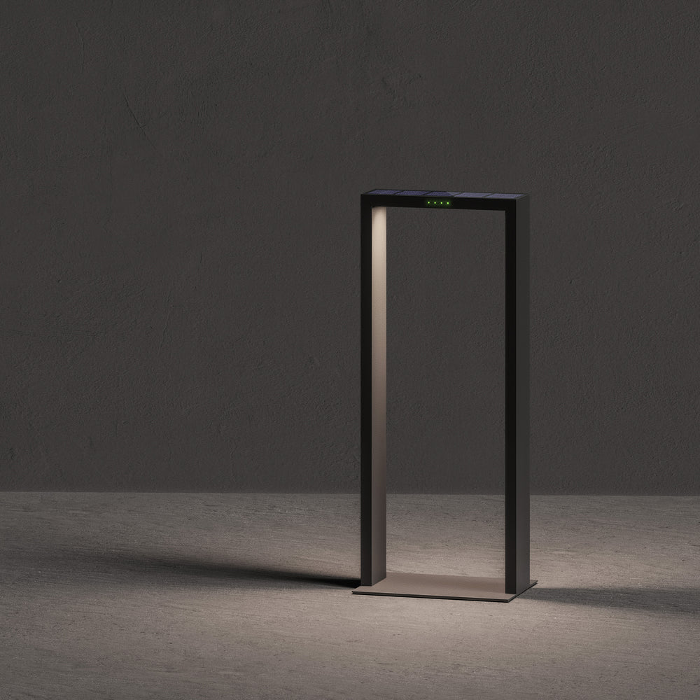 Axis Outdoor Solar Bollard Light