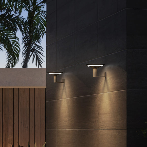 Keope Outdoor Solar Wall Sconce