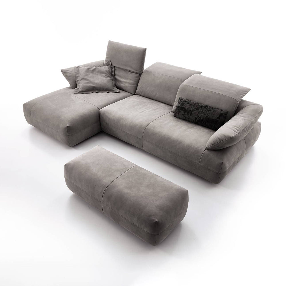 Avivo Ottoman