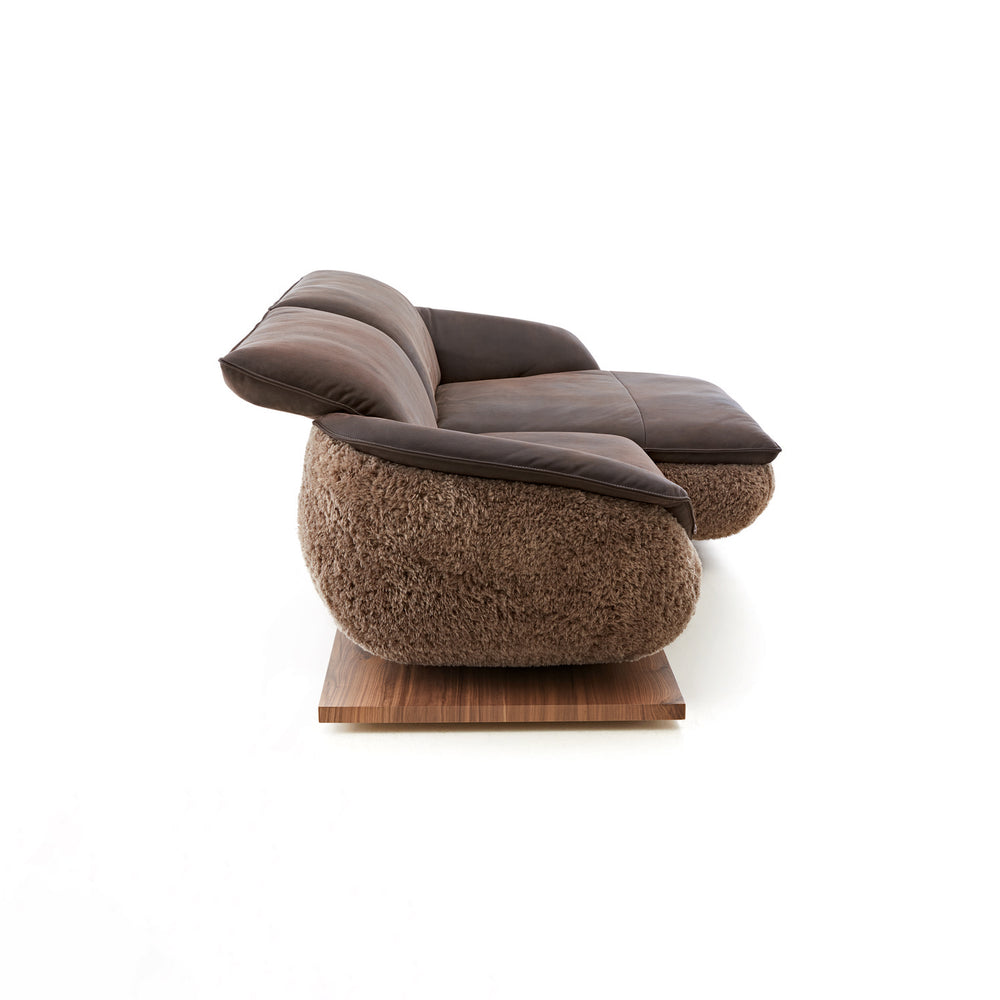 CXP2 Mooove Media Lounge Chair