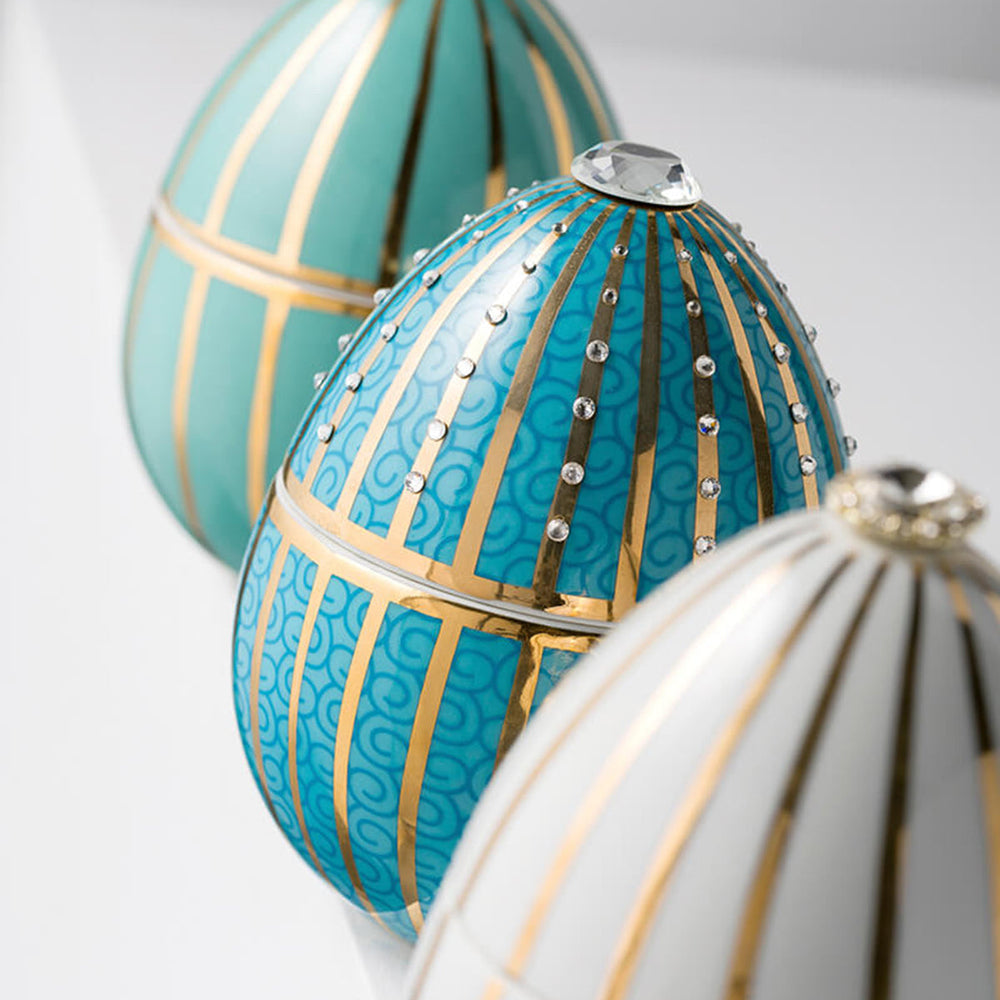 Bois de Roussie Blue Egg with Golden Stripe Candle