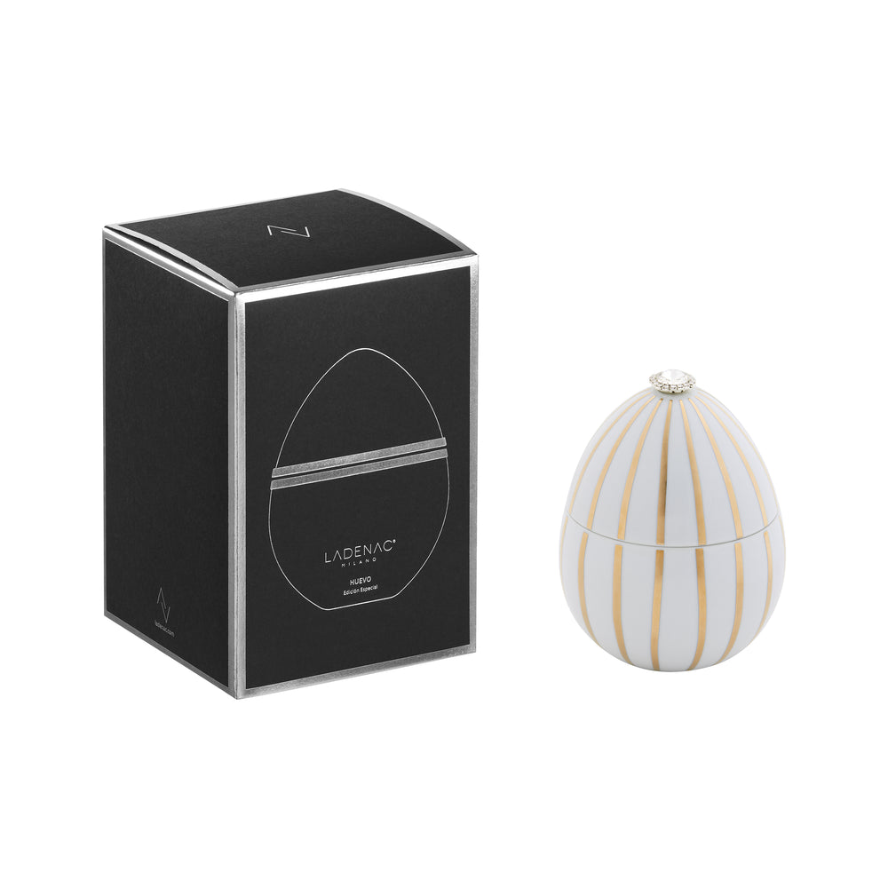 Bois de Roussie Stripes Egg Candle
