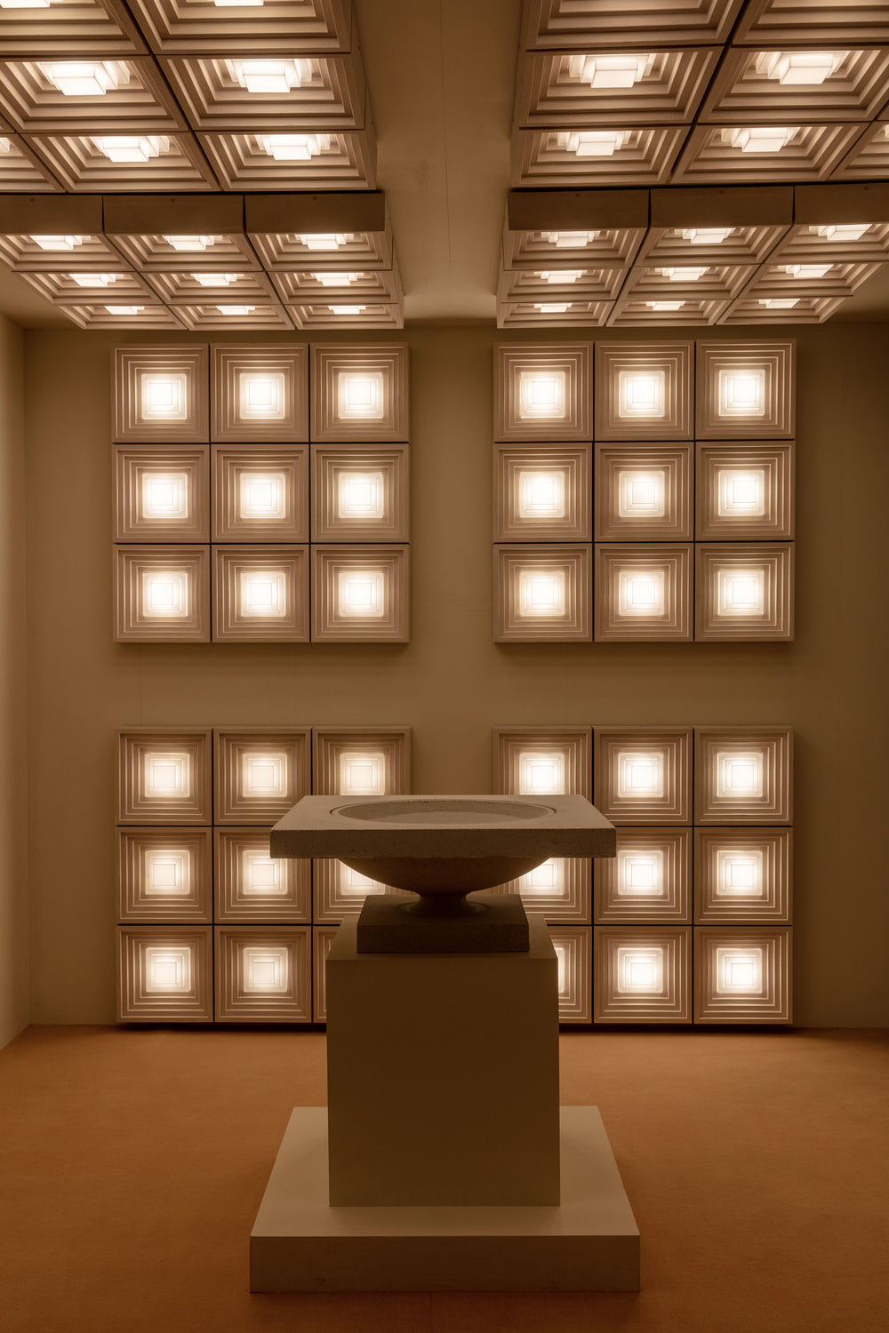 Pantheum Wall/Flushmount