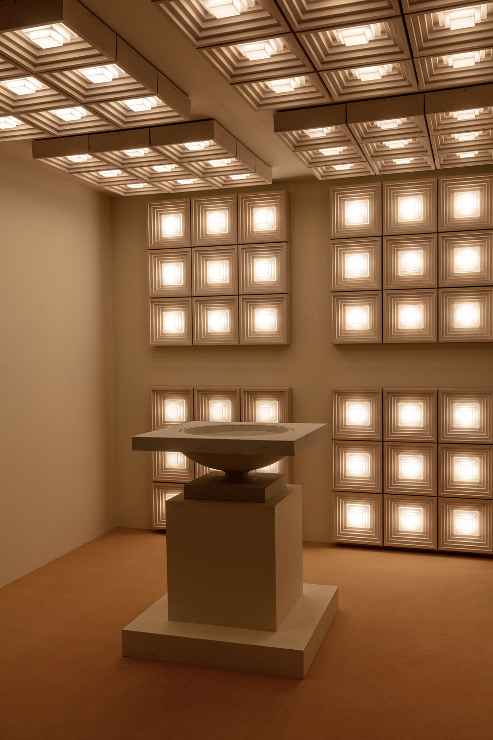 Pantheum Wall/Flushmount
