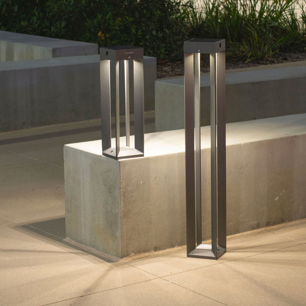 Faro Solar Outdoor Pathway Light