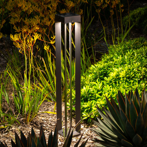 Faro Solar Outdoor Pathway Light