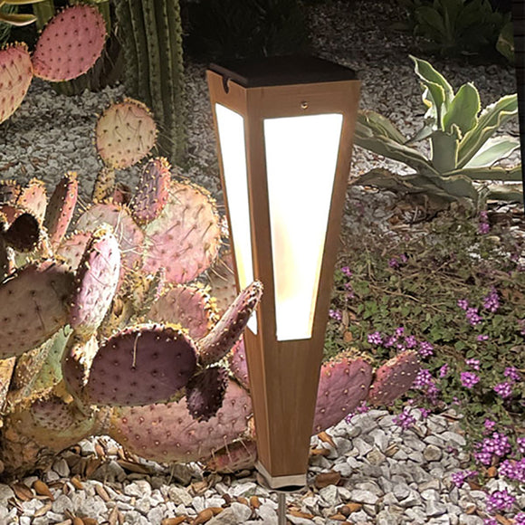 Lanai Solar Outdoor Torch Light