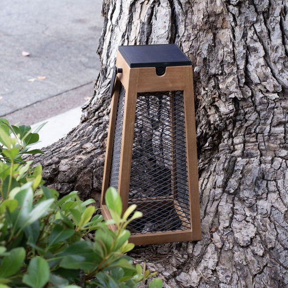 Roam Solar Portable Outdoor Lantern