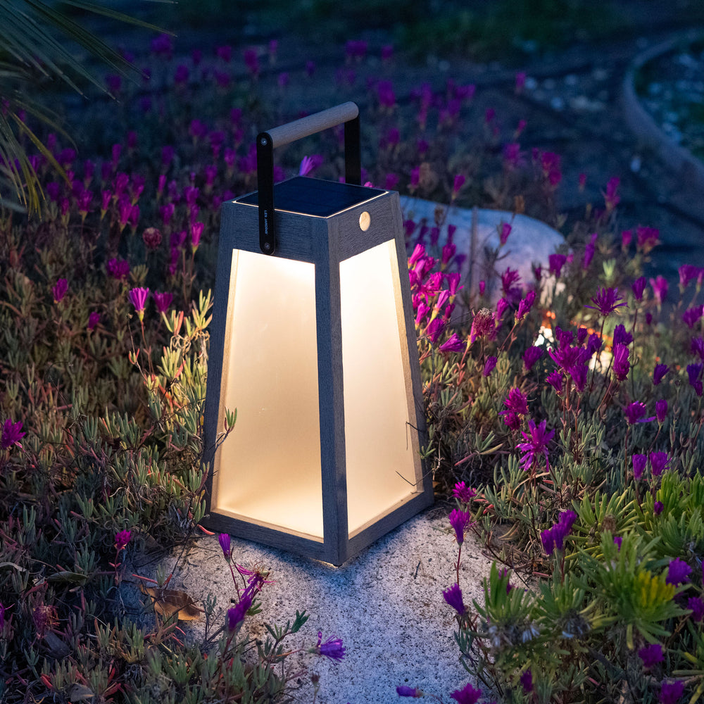 Roam Solar Portable Outdoor Lantern