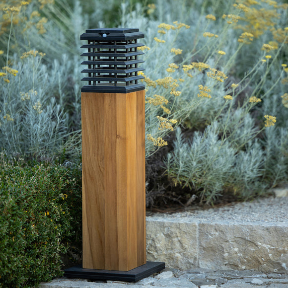 Tekura Solar Outdoor LED Pathway Light