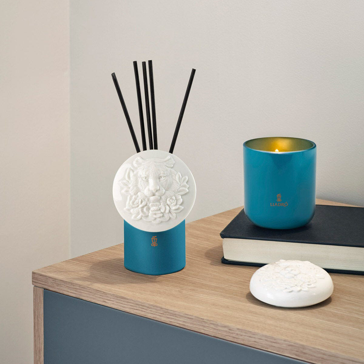 Lladro Tiger Perfume Diffuser - Thumbnail 3