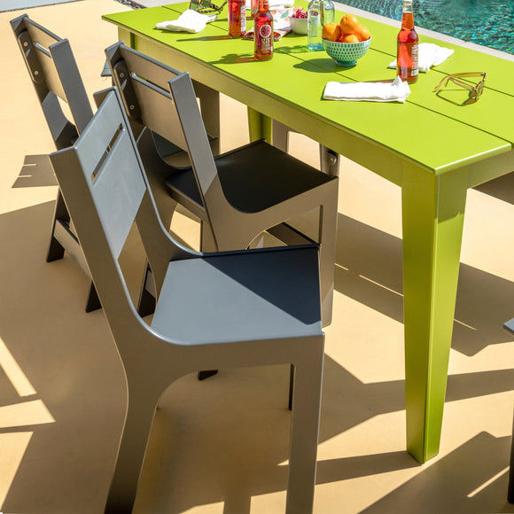 Alfresco Table 62 and Cricket Outdoor Dining Set