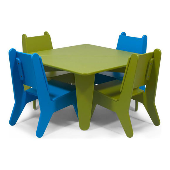 BBO2 Outdoor Table and Four Chairs Bundle