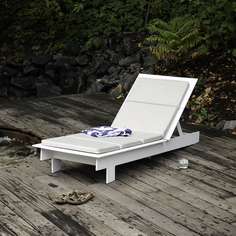 Lollygagger Outdoor Chaises with Cushions Bundle
