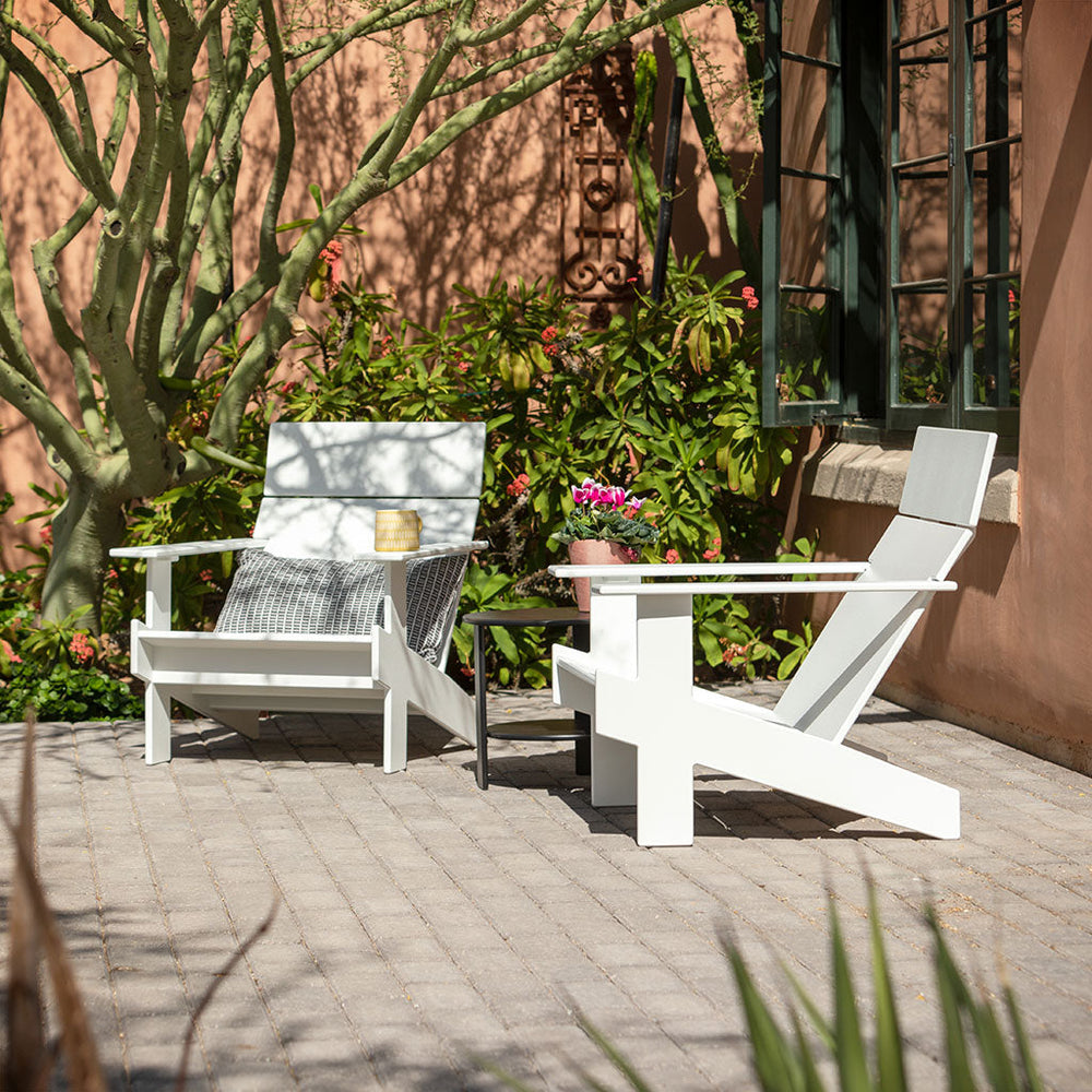 Lollygagger Outdoor Lounge and Side Table Bundle