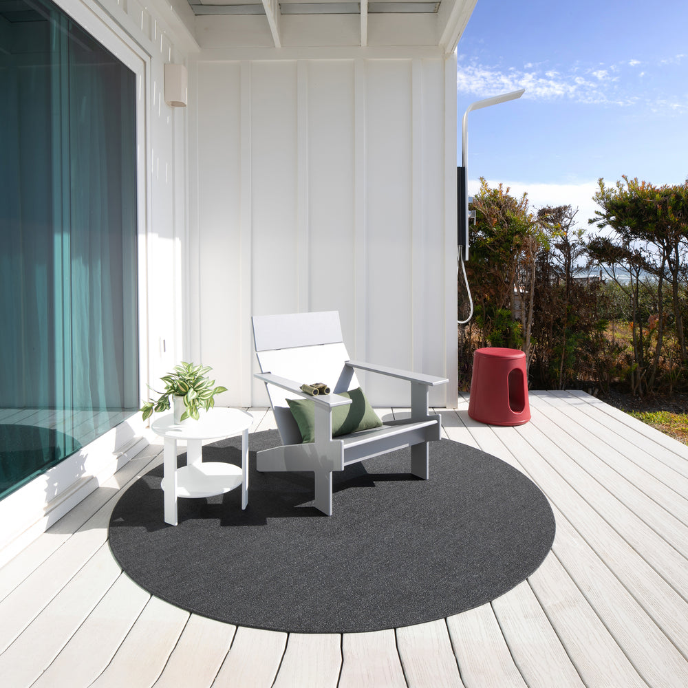Lollygagger Outdoor Lounge Chair