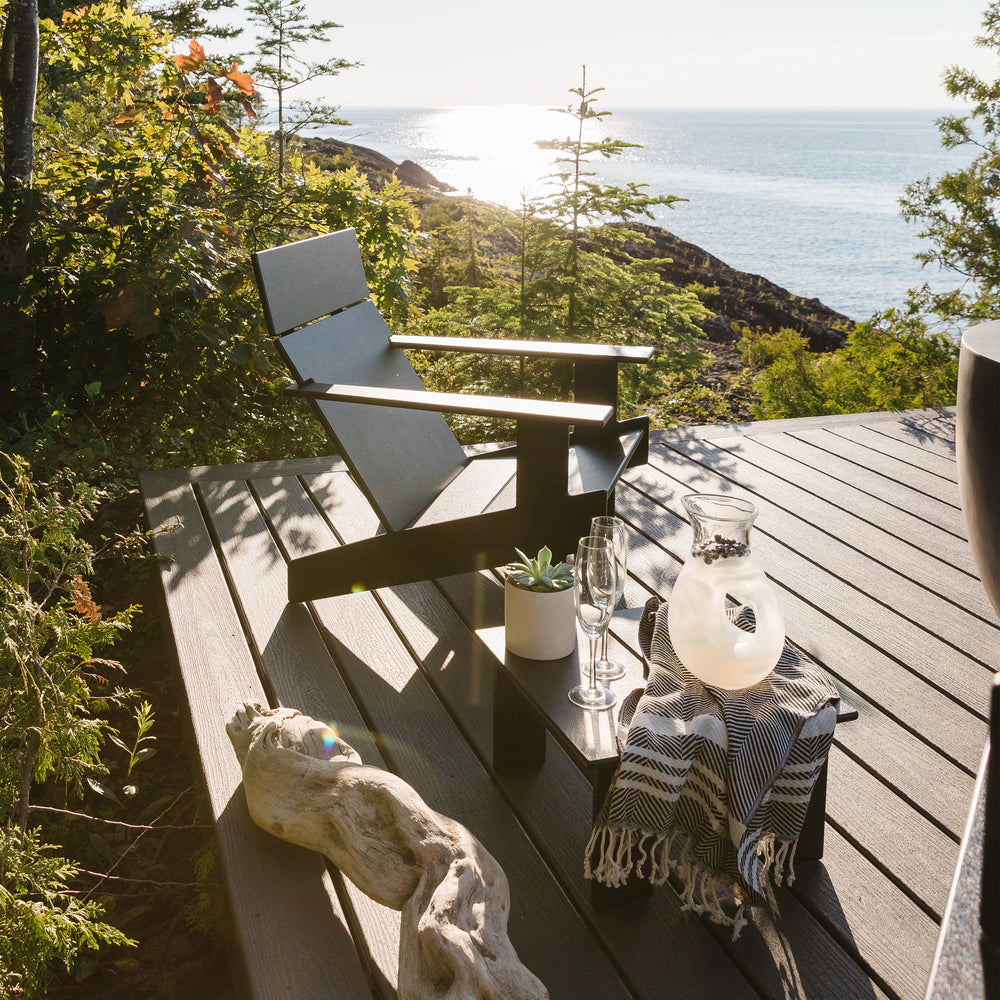 Lollygagger Outdoor Ottoman/Side Table