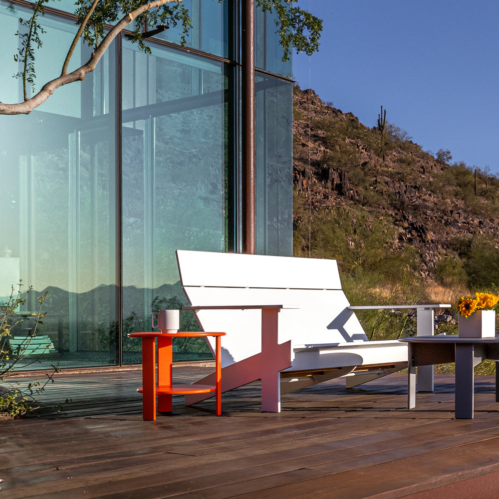 Lollygagger Round Outdoor Side Table