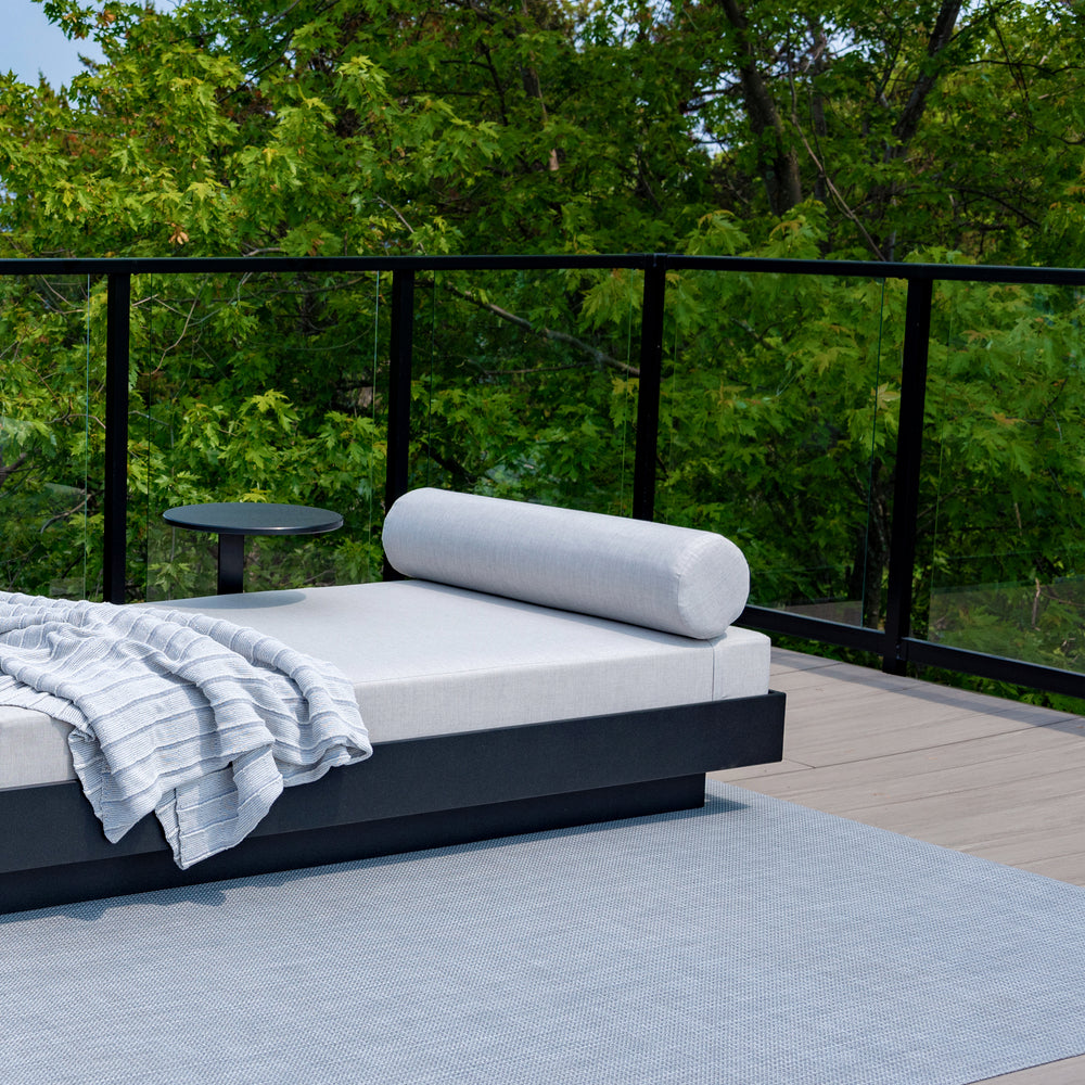 Platform One Daybed