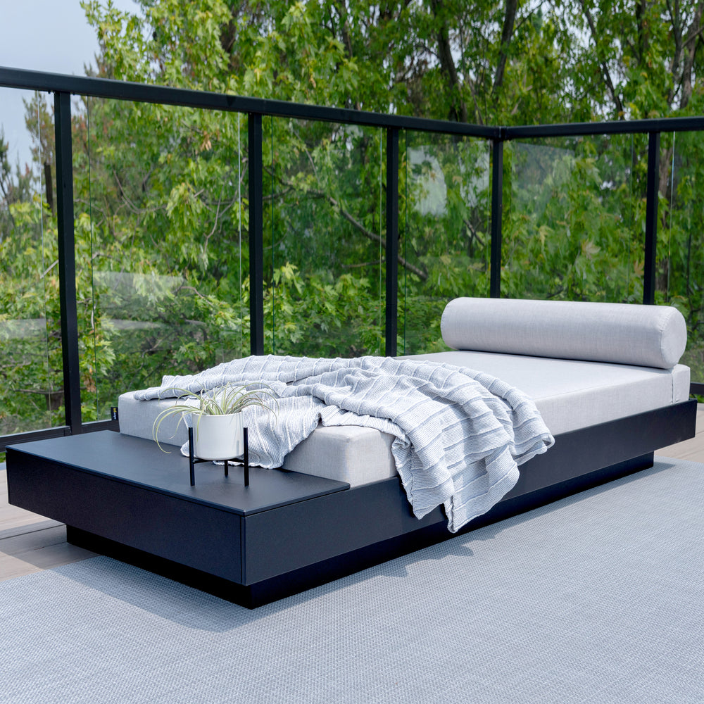Platform One Outdoor Daybed with Table