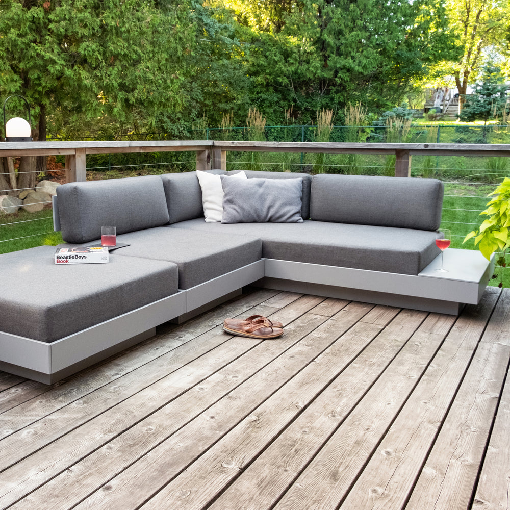 Platform One Outdoor Lounge