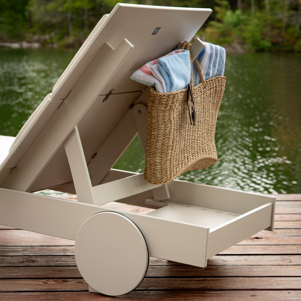 Tall Lollygagger Outdoor Chaise