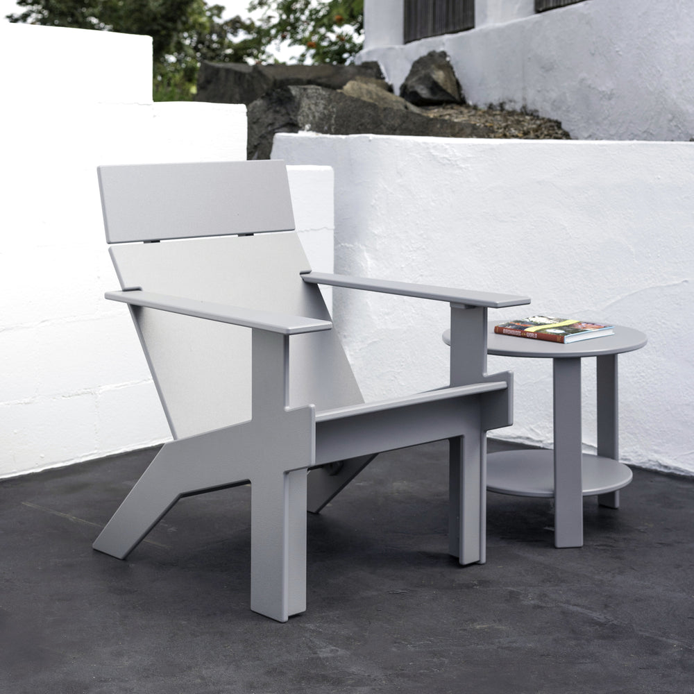 Tall Lollygagger Lounge and End Outdoor Table Bundle