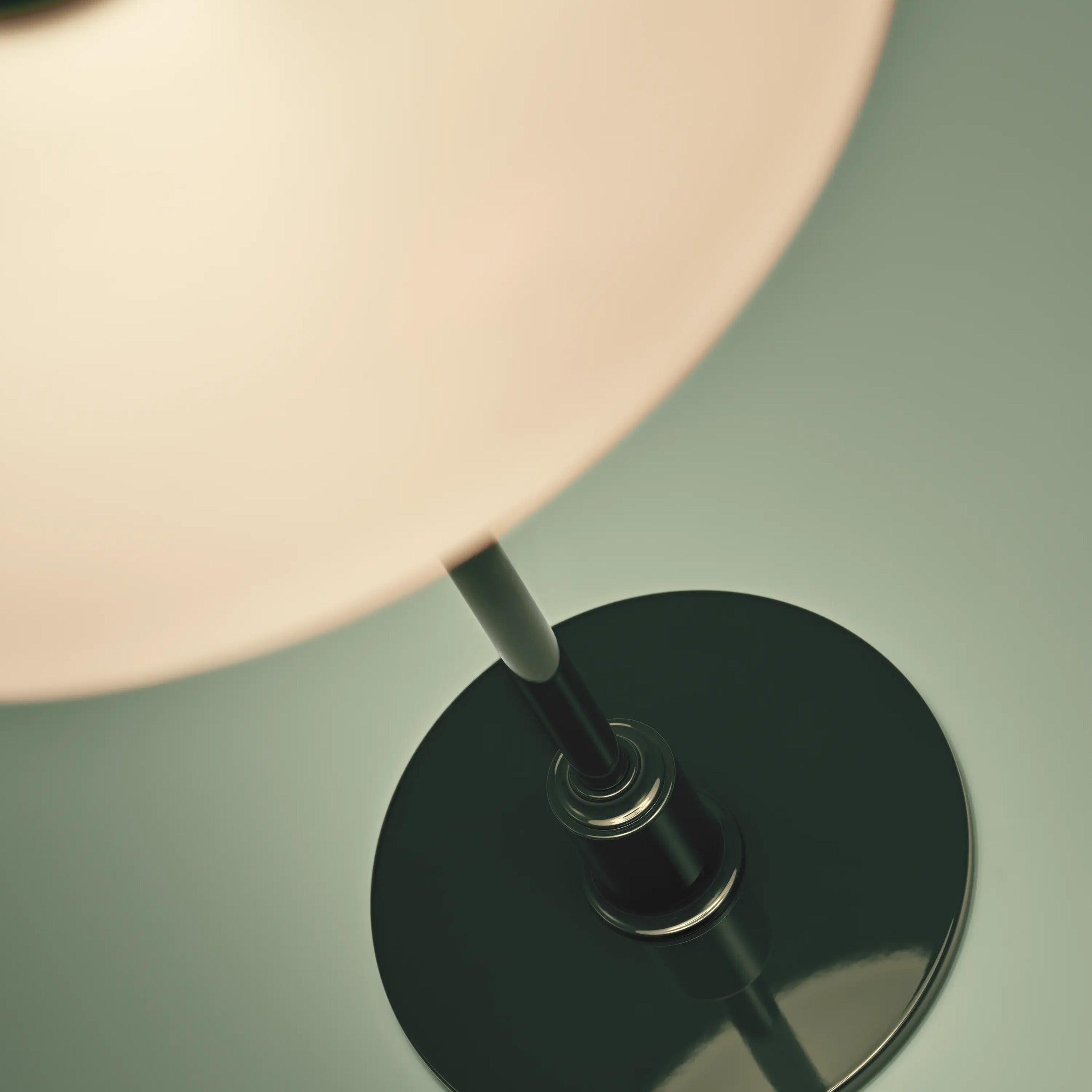 Louis Poulsen PH 2/1 Table Lamp - 2Modern