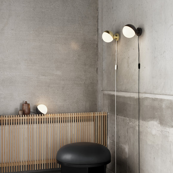 VL Studio Wall Sconce