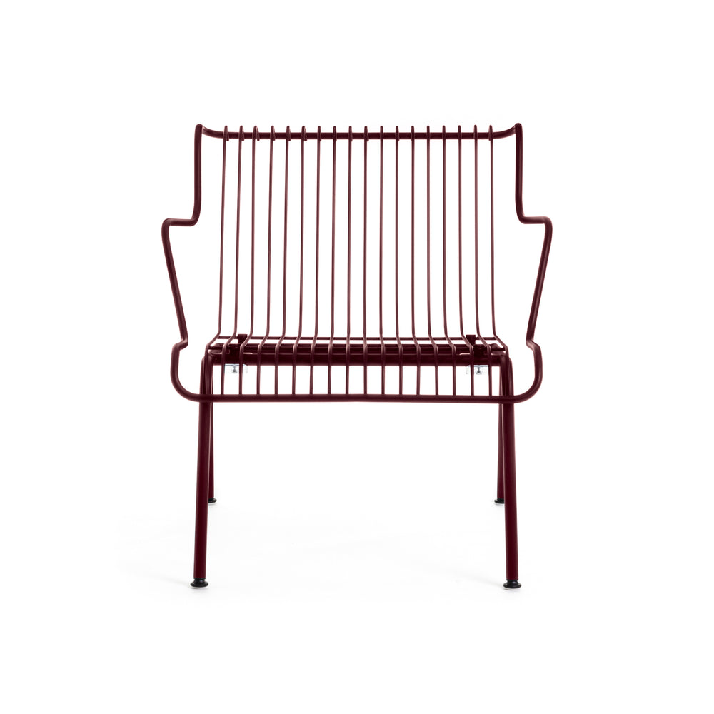 South Outdoor Stackable Lounge Armchair