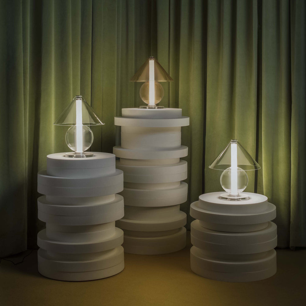Fragile LED Table Lamp