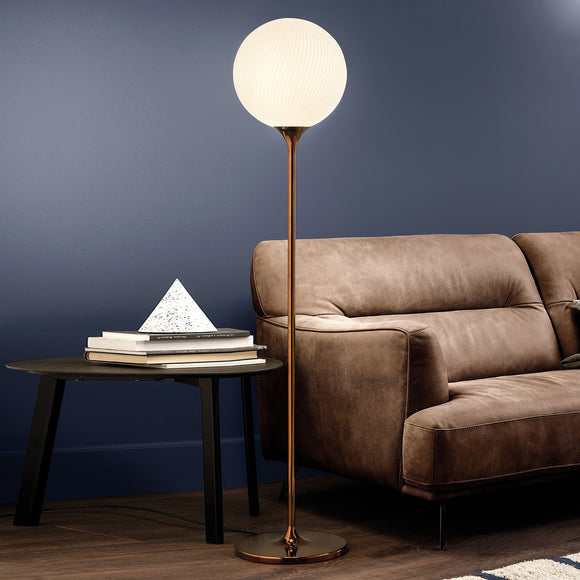 Tee Floor Lamp