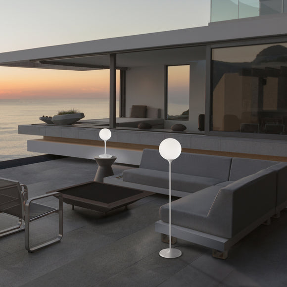 Tee Outdoor Floor Lamp