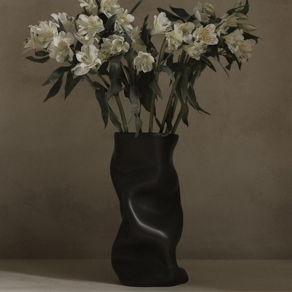 Collapse Vase