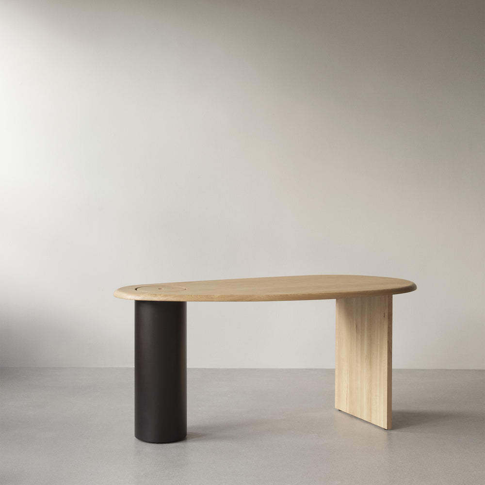 Eclipse Desk
