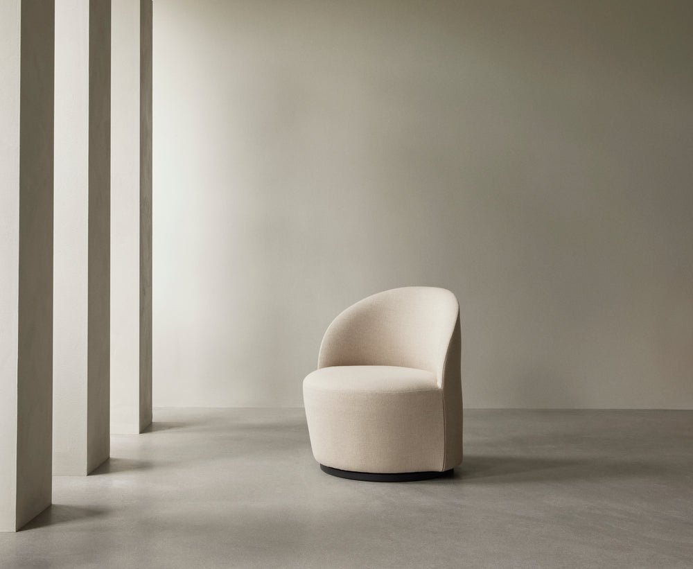 Tearoom Lounge Chair with Return Swivel Base