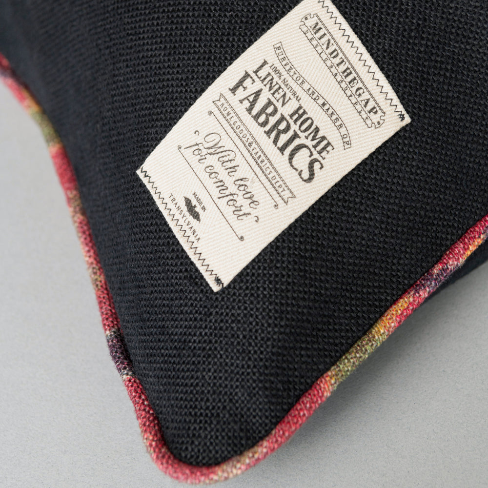 Anthracite Pillow
